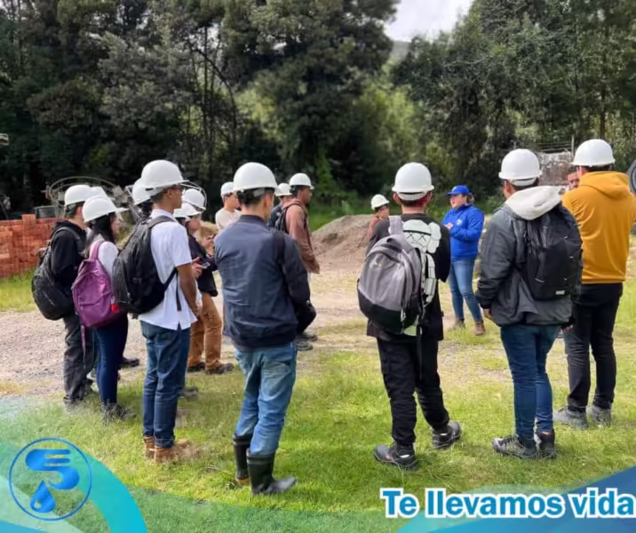Estudiantes De Arquitectura De La Unipamplona En Planta De Tratamiento Cariongo imagen 8